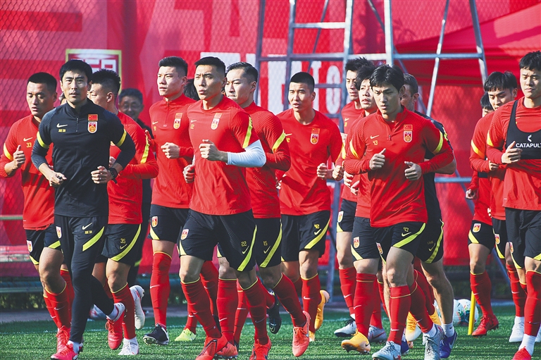 埃贝尔：若于帕选择续约也不是因为钱，目前还没提交最终报价（埃贝尔：就算于帕续约也非因金钱，我们尚未给出最终报价）