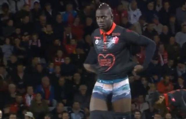 沪媒：柔佛48次射门无法叩开海港大门，替补门将陈威一战封神