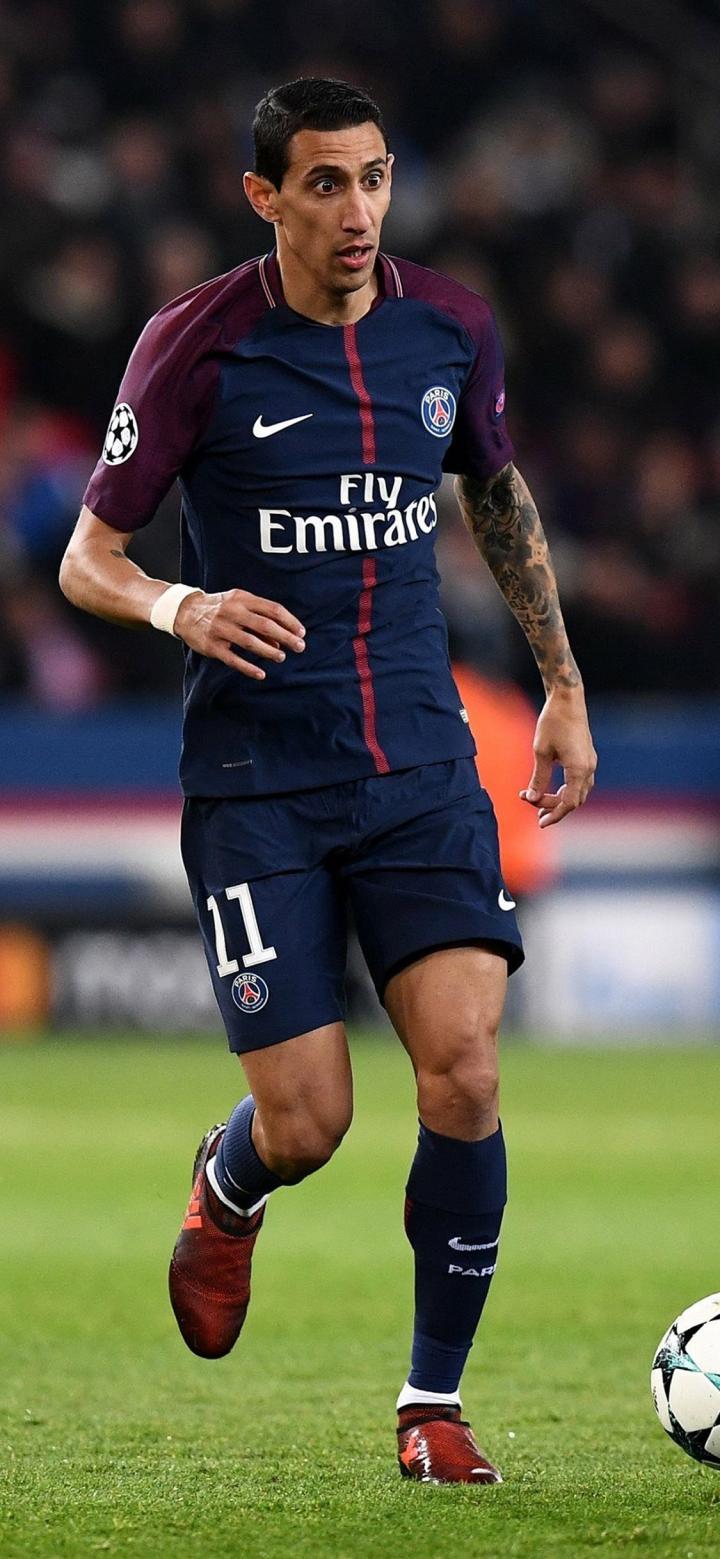 成都蓉城主帅徐正源获三年大合同，球队获亚冠资格，有望争夺双冠，球迷期待新赛季表现。（成都蓉城与主帅徐正源签三年长约，锁定亚冠席位冲击双冠，球迷热盼新赛季）