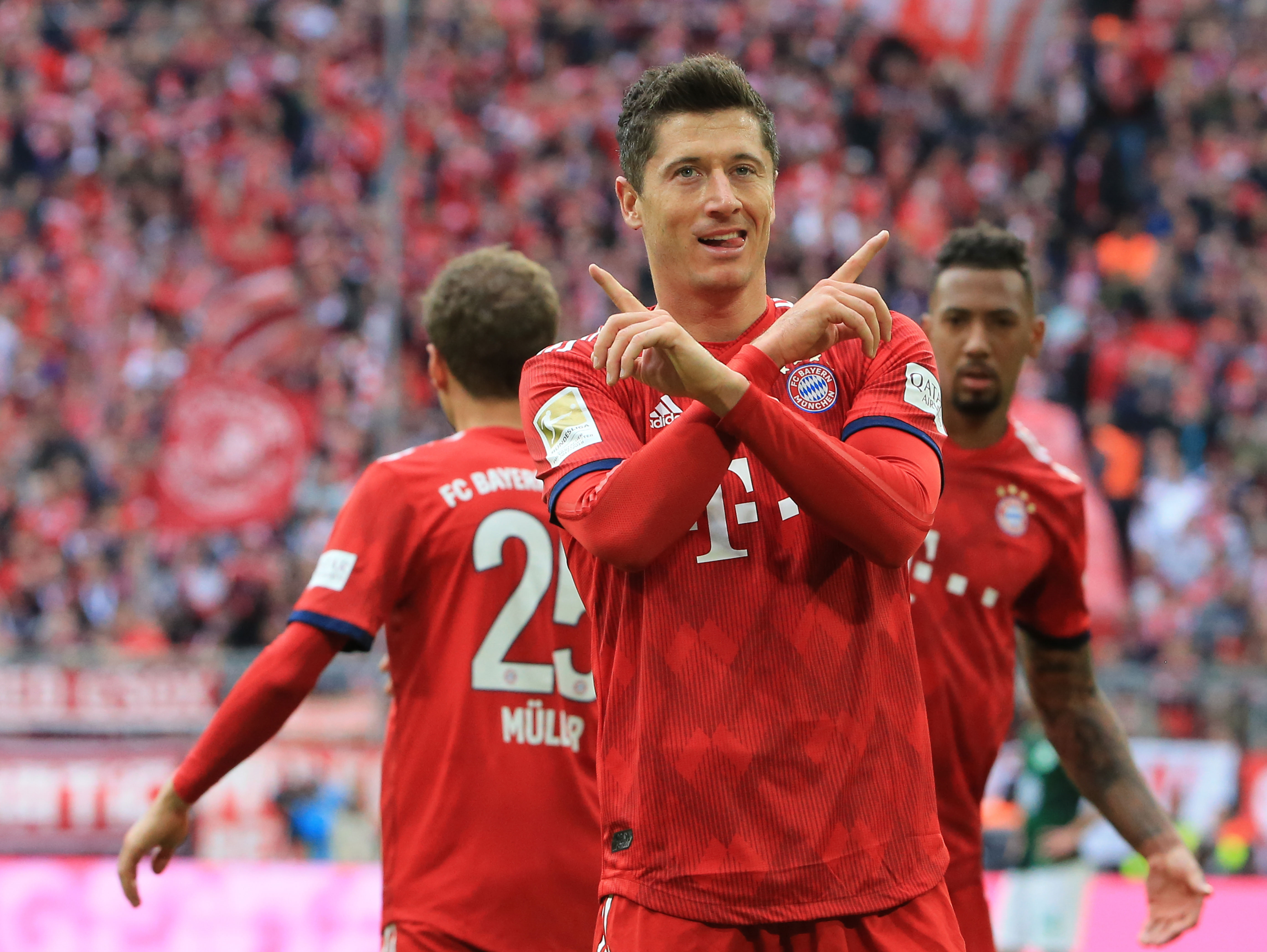 迈克·布朗谈沙梅特右肩伤情：将在未来几天接受全面评估（迈克·布朗称沙梅特右肩伤势将于近日进行全面评估）