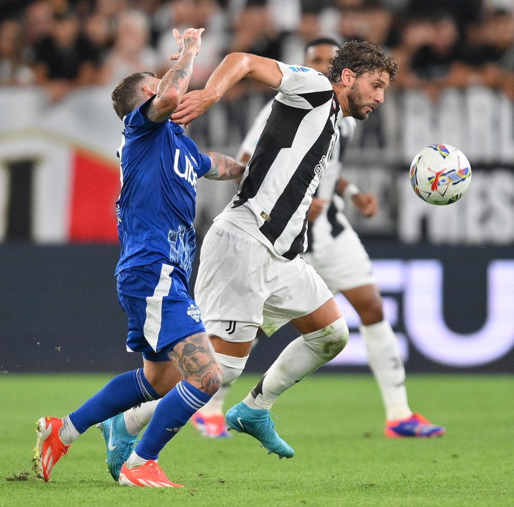 攻防偏科明显！掘金主帅：我们的防守退步了，要蹲下去防守（掘金攻防失衡加剧！主帅直言防守倒退：得蹲下去守住）