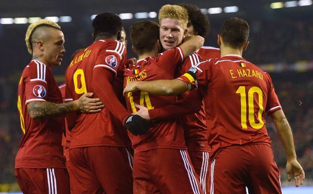 菲律宾队狂热主场氛围点燃赛场（菲律宾主场热浪燃爆全场）