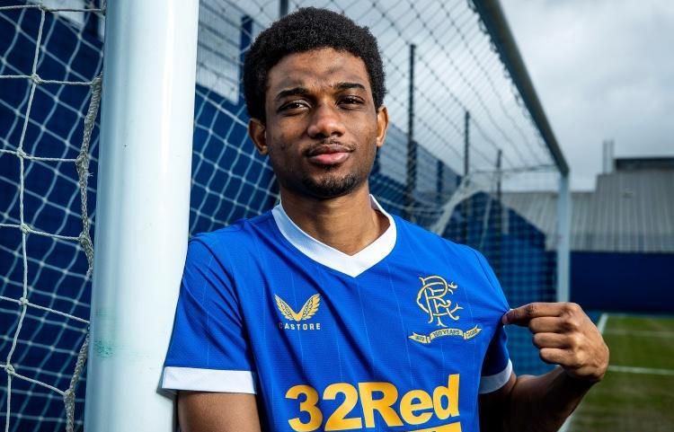 保罗成为2005年同届选秀中唯一在NBA效力的球员（2005届选秀仅剩保罗仍征战NBA）