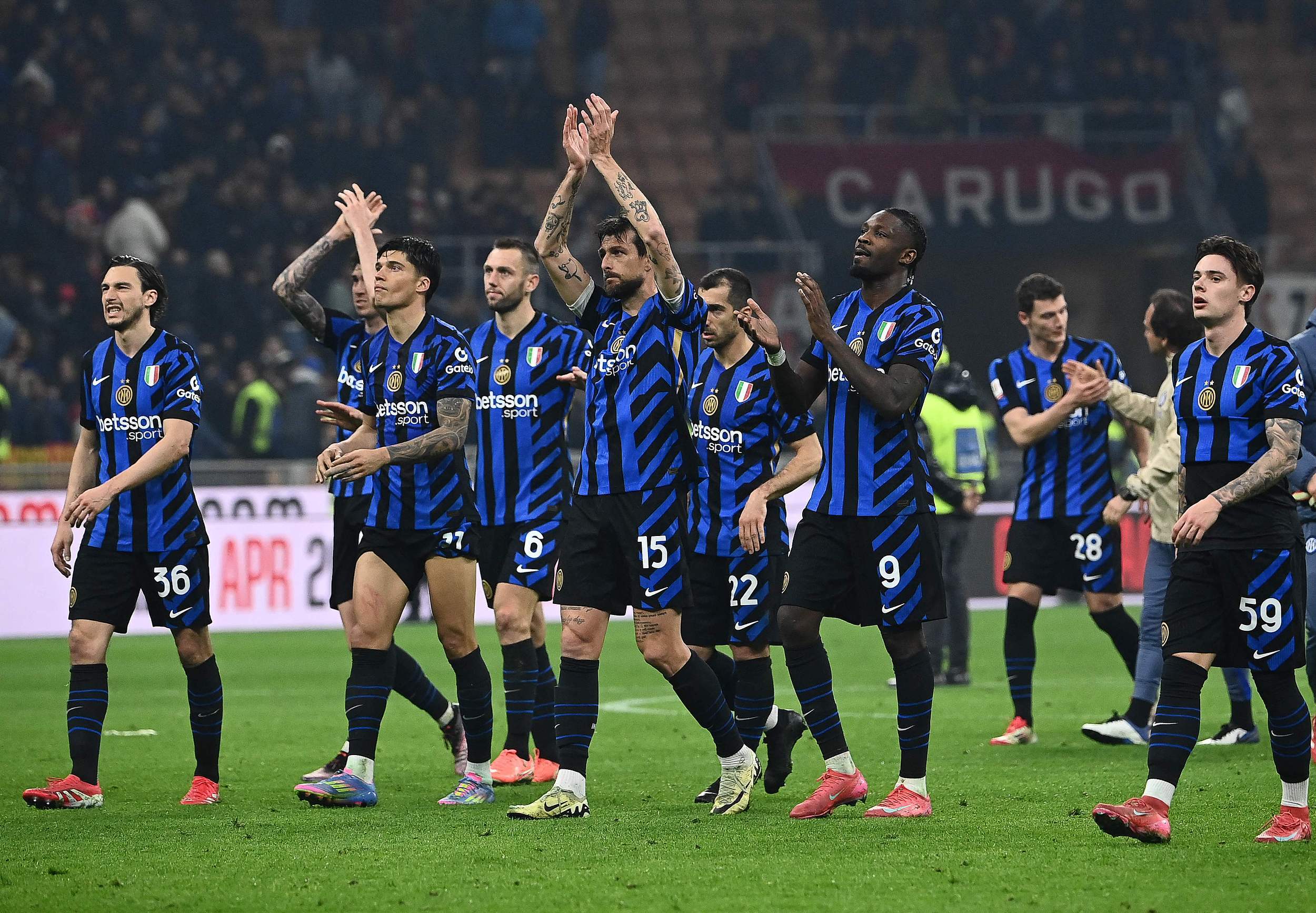 官方：青岛海牛外援拉德曼诺瓦茨自由身离队，转战匈牙利联赛（青岛海牛官宣：外援拉德曼诺瓦茨自由身离队，转投匈牙利联赛）