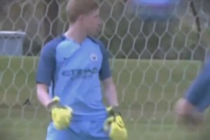 曼城斯特林梅开二度击败热刺（斯特林双响，曼城力克热刺）